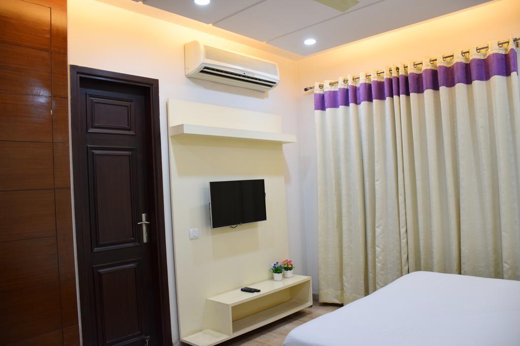 When In Gurgaon - Service Apartments, Near Medanta Medicity Delhi  Exterior foto