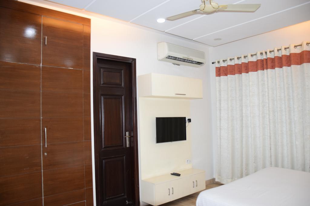 When In Gurgaon - Service Apartments, Near Medanta Medicity Delhi  Exterior foto